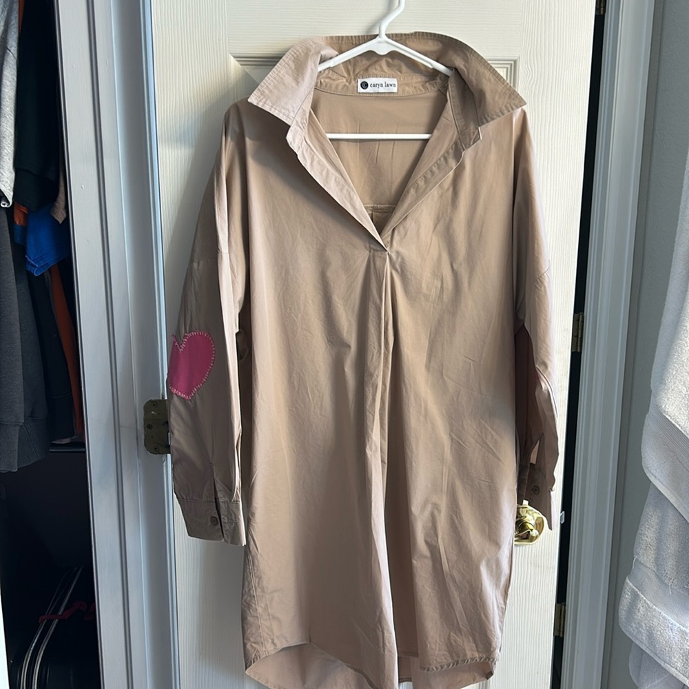 Never worn Caryn Lawn dress with hearts at elbows